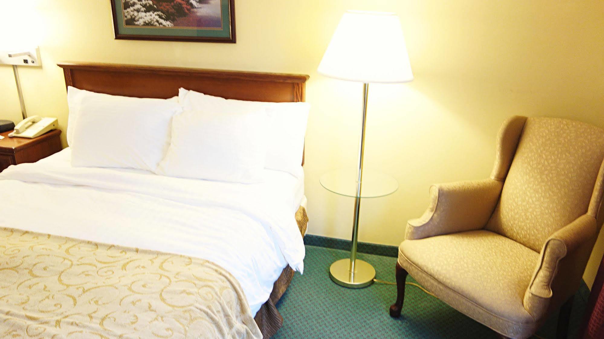 Country Inn River Falls ภายนอก รูปภาพ